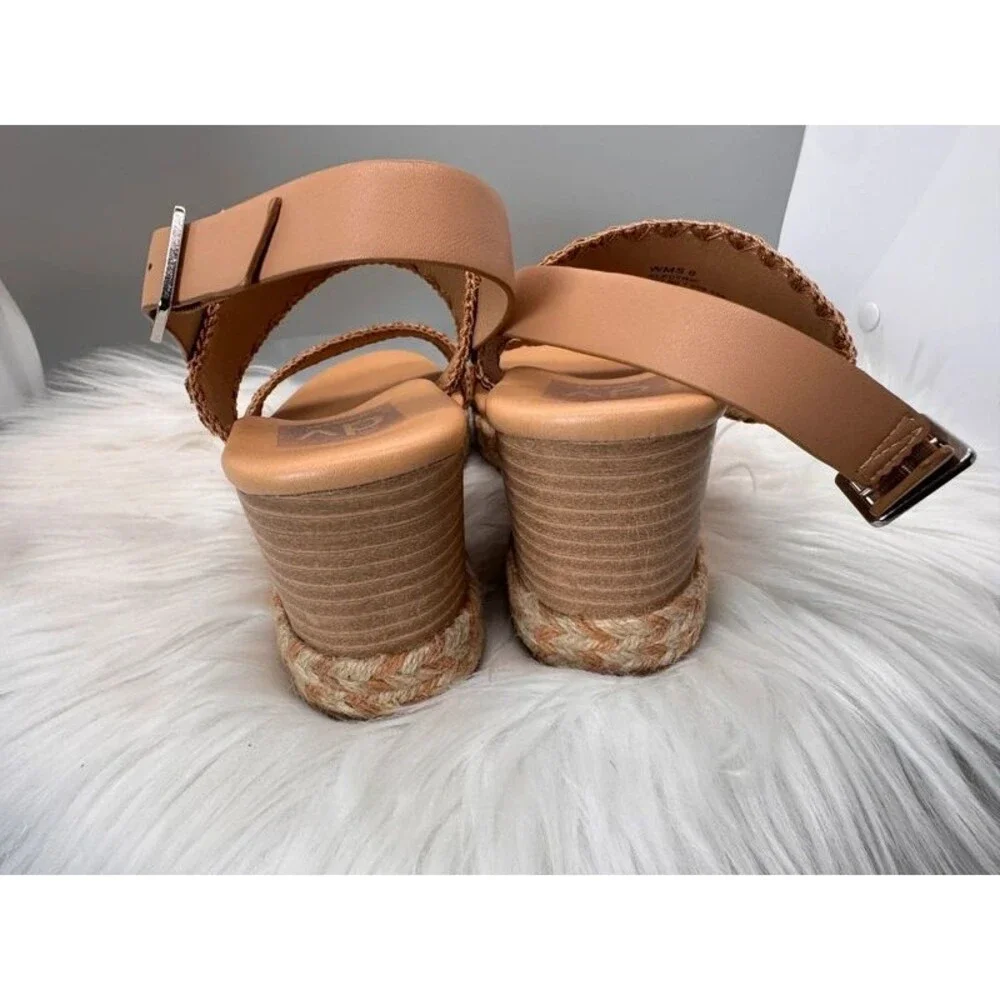 DV Dolce Vita Enchant Wedge Sandals Women’s Size 8